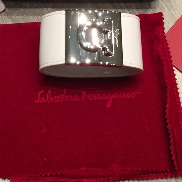 Salvatore Ferragamo Gancini Leather Cuff Bracelet - Picture 2 of 4